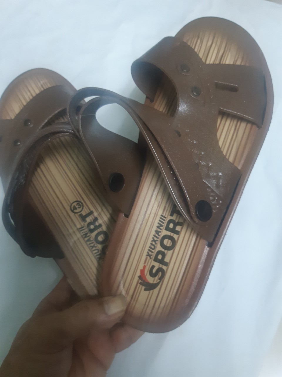 Sandal Nam Chống Thấm Nước Đi Mưa