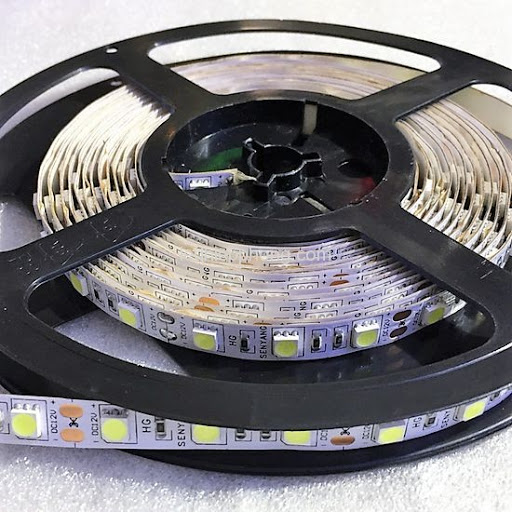 Led dây dán 5050 cuộn 5m (12V)