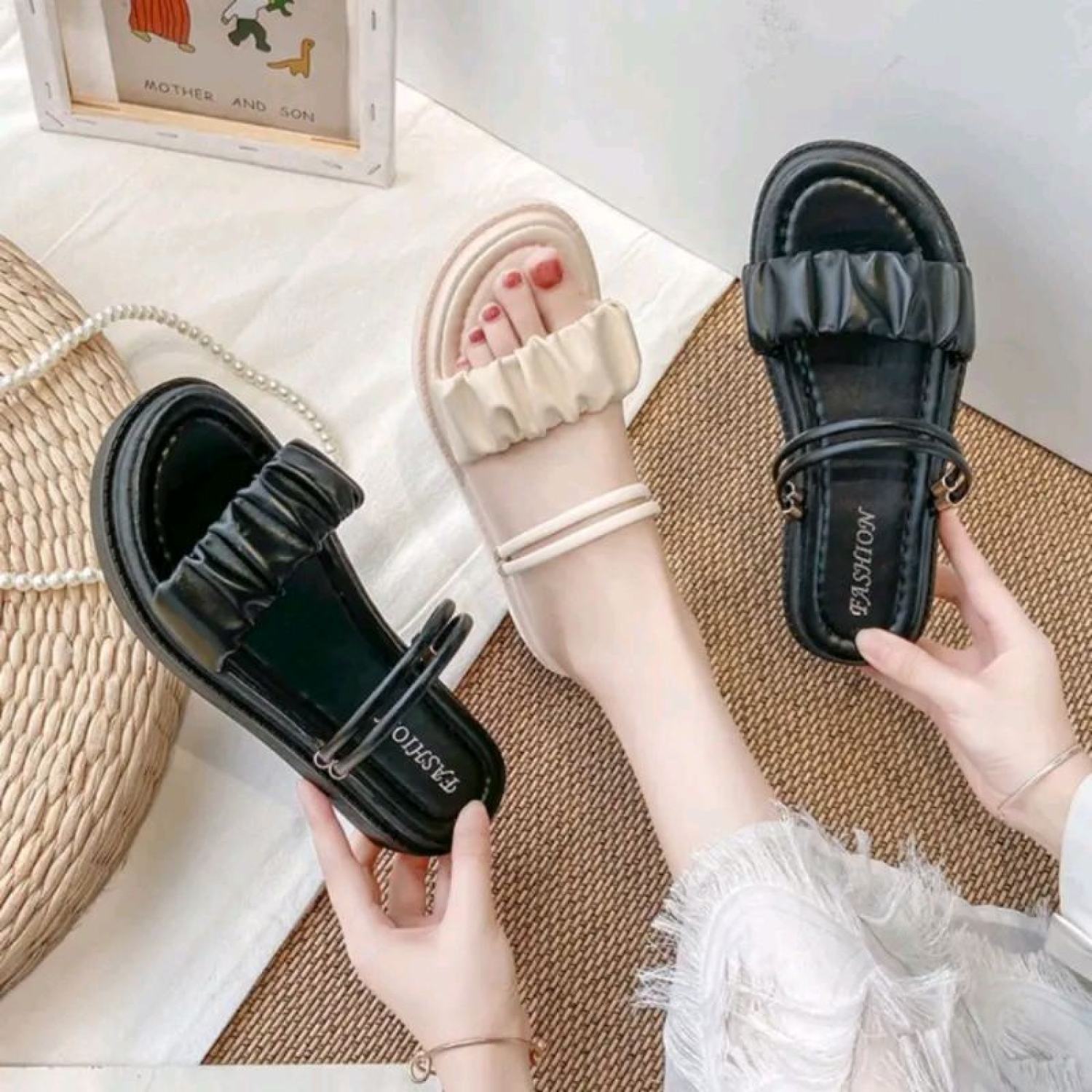Dép Sandal Xăng Đan nhún bèo đi 2 kiểu
