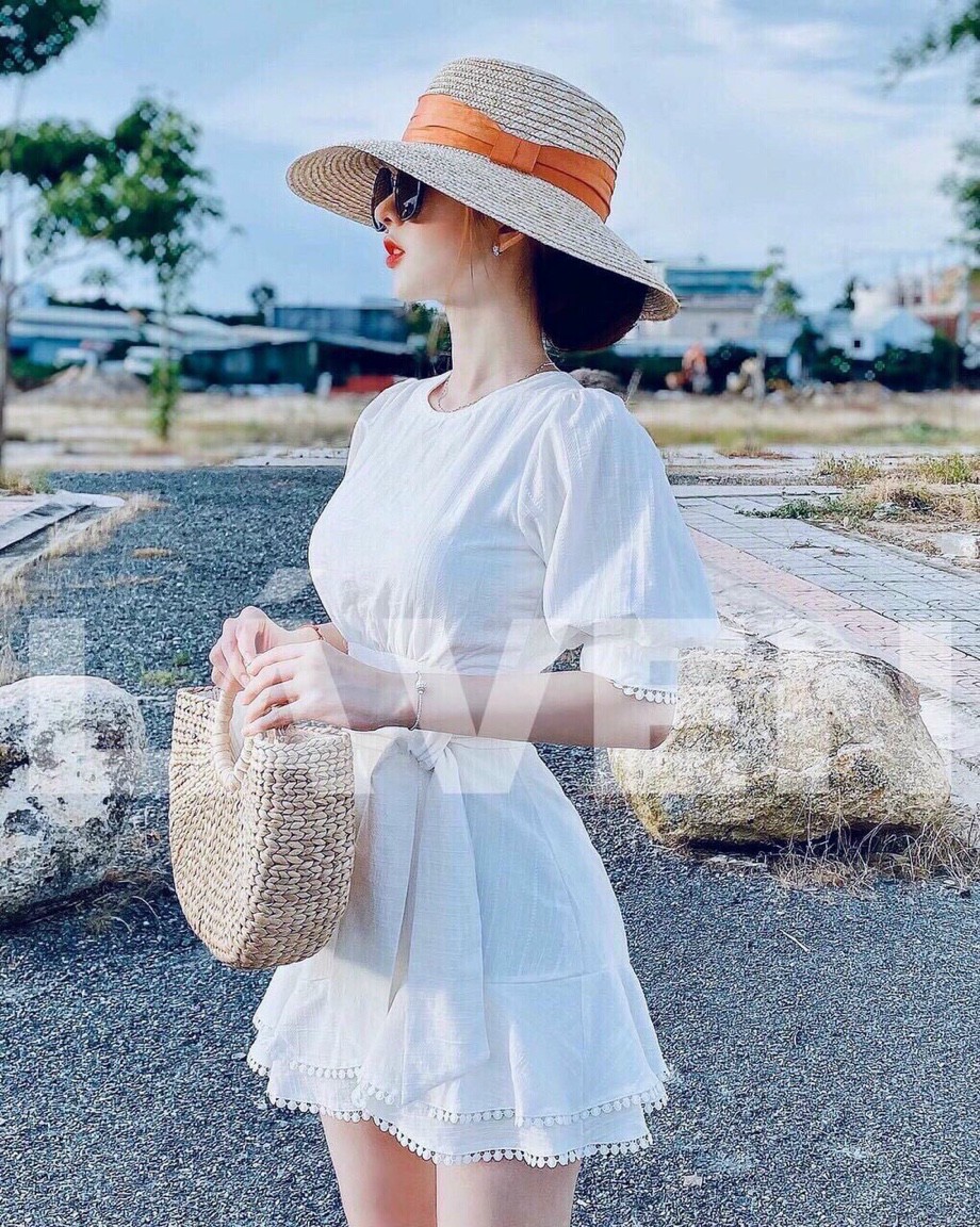 đầm đuôi cá hở lưng đầm tieeyr thư sang chảnh