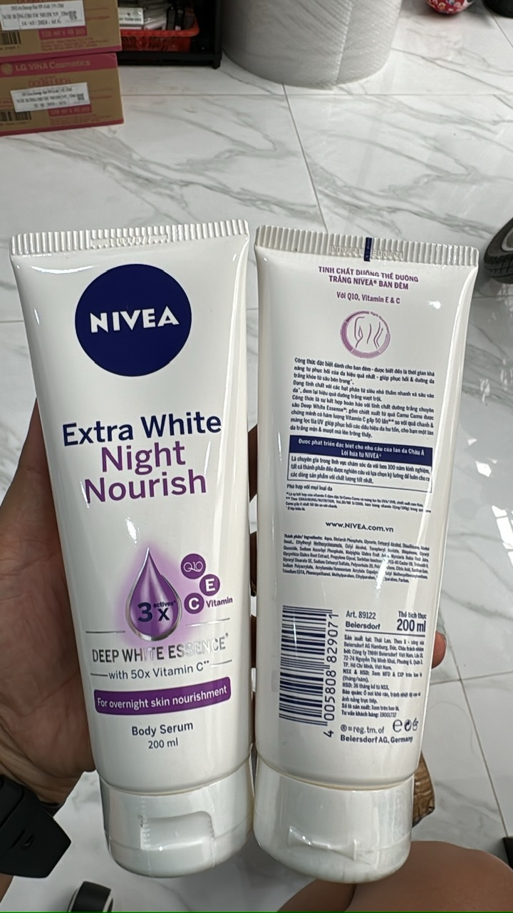 Sữa Dưỡng Thể Trắng Da Nivea Ban Đêm 350ml
