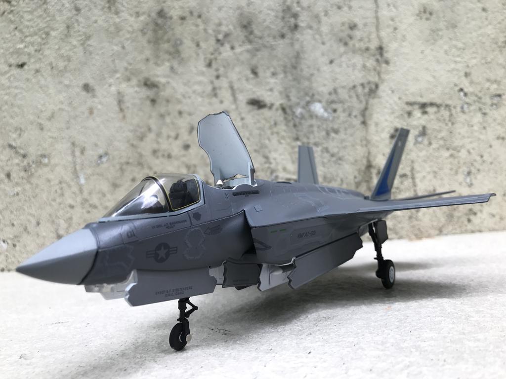 [HCM]Mô hình Máy bay F- 35C Lightning II 1:72