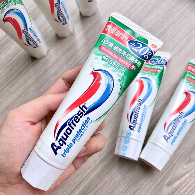 Kem Đánh Răng AquaFresh +20g The Triple Protection Nhật Bản Tuýp 160g