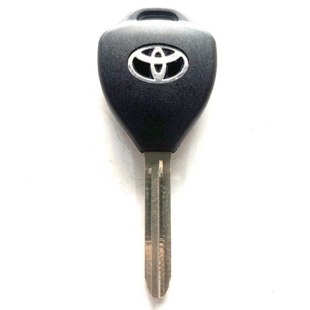Remote vios 2 nút có mạch remote tự cài trên xe