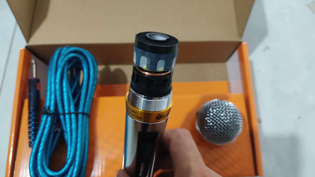 Micro karaoke shunison - SN688 -Micro có dây - giá 1 chiếc