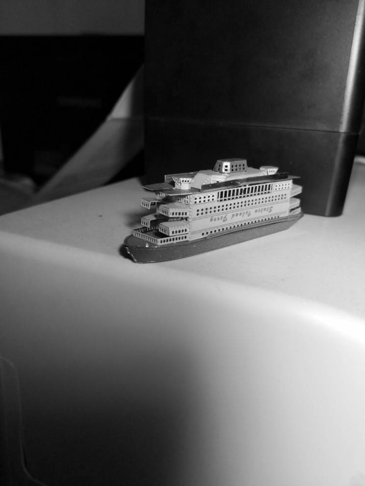 Mô Hình Tàu Thuyền Chở Khách (Kim loại lắp ghép 3D)