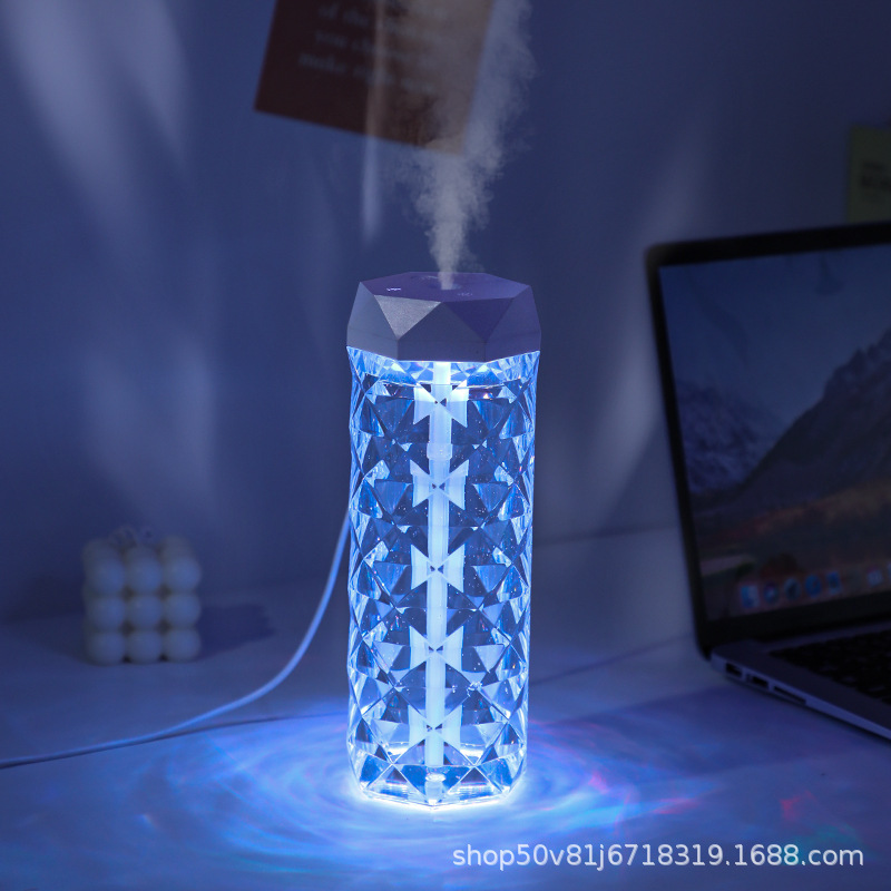 Máy phun sương mini tạo ẩm không khí làm mát nhà có đèn led máy xông tinh dầu khuếch tán tinh dầu thơm phòng ngủ XHomme