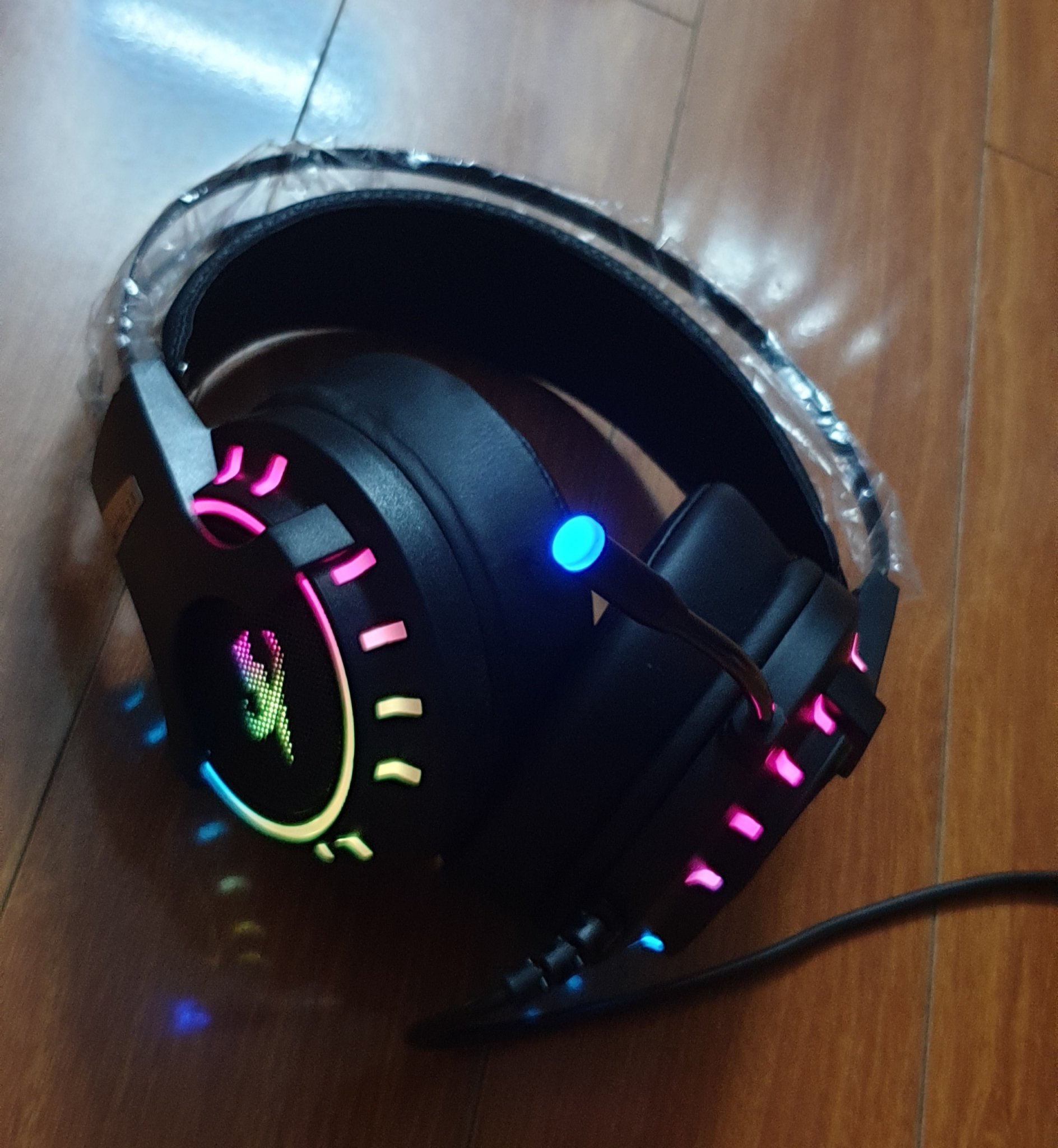 HEADPHONE SIMETECH S2 LED RGB CỔNG 3.5MM CHUYÊN CHO GAME THỦ