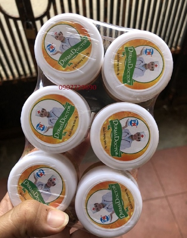 KEM DƯỠNG TRẮNG DA CHỐNG NẮNG DERMADOCTOR