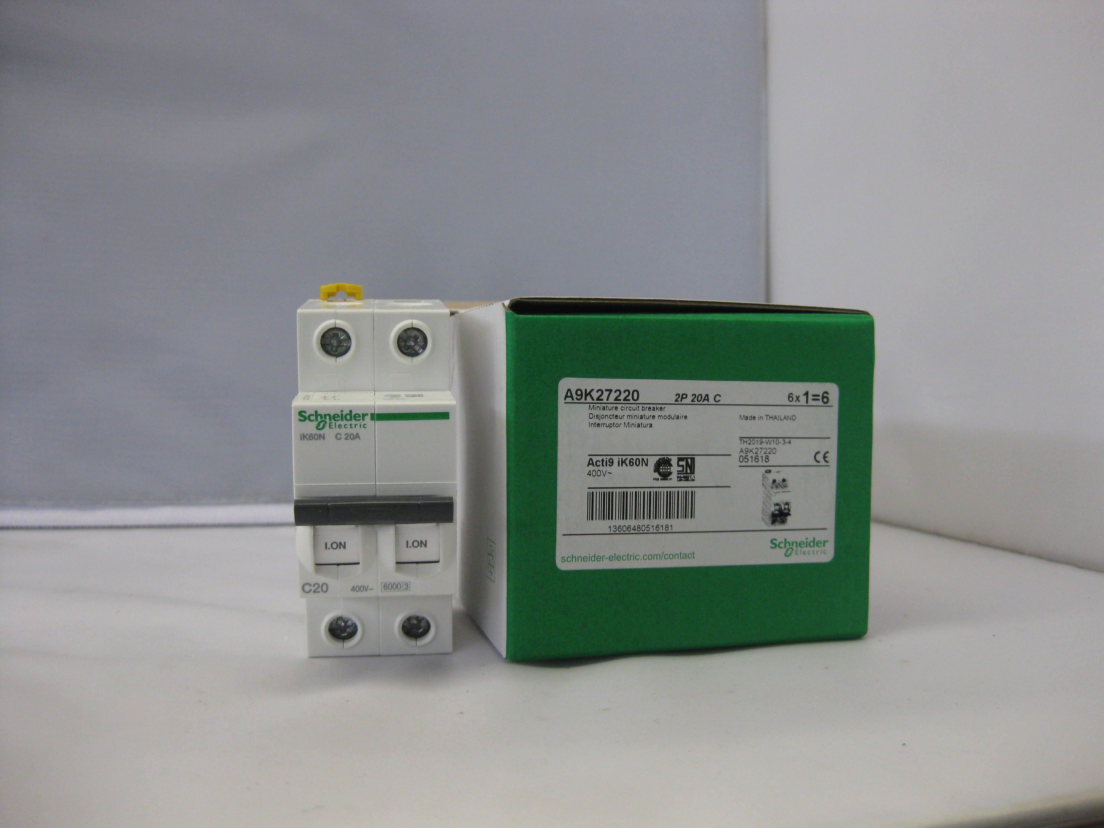 Aptomat Cầu dao tự động MCB Schneider A9K27220