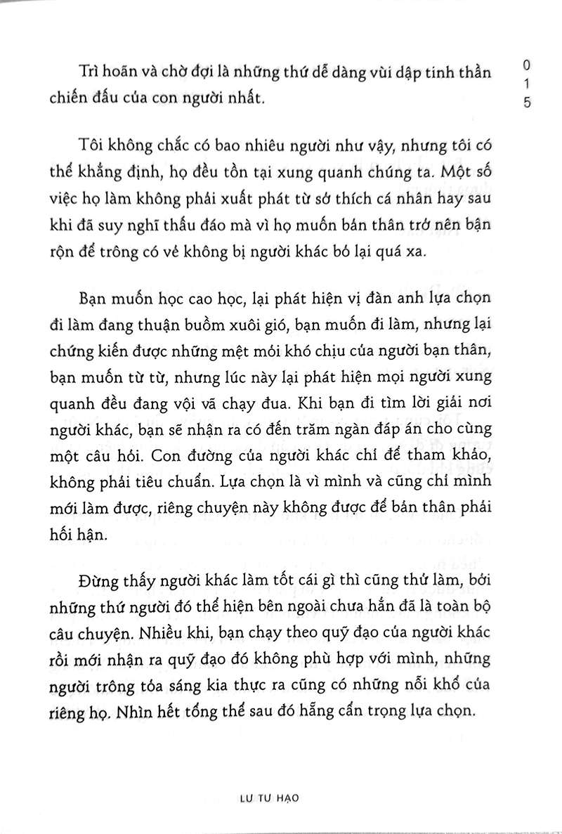 Sách - Dám Mơ Lớn, Đừng Hoài Phí Tuổi Trẻ