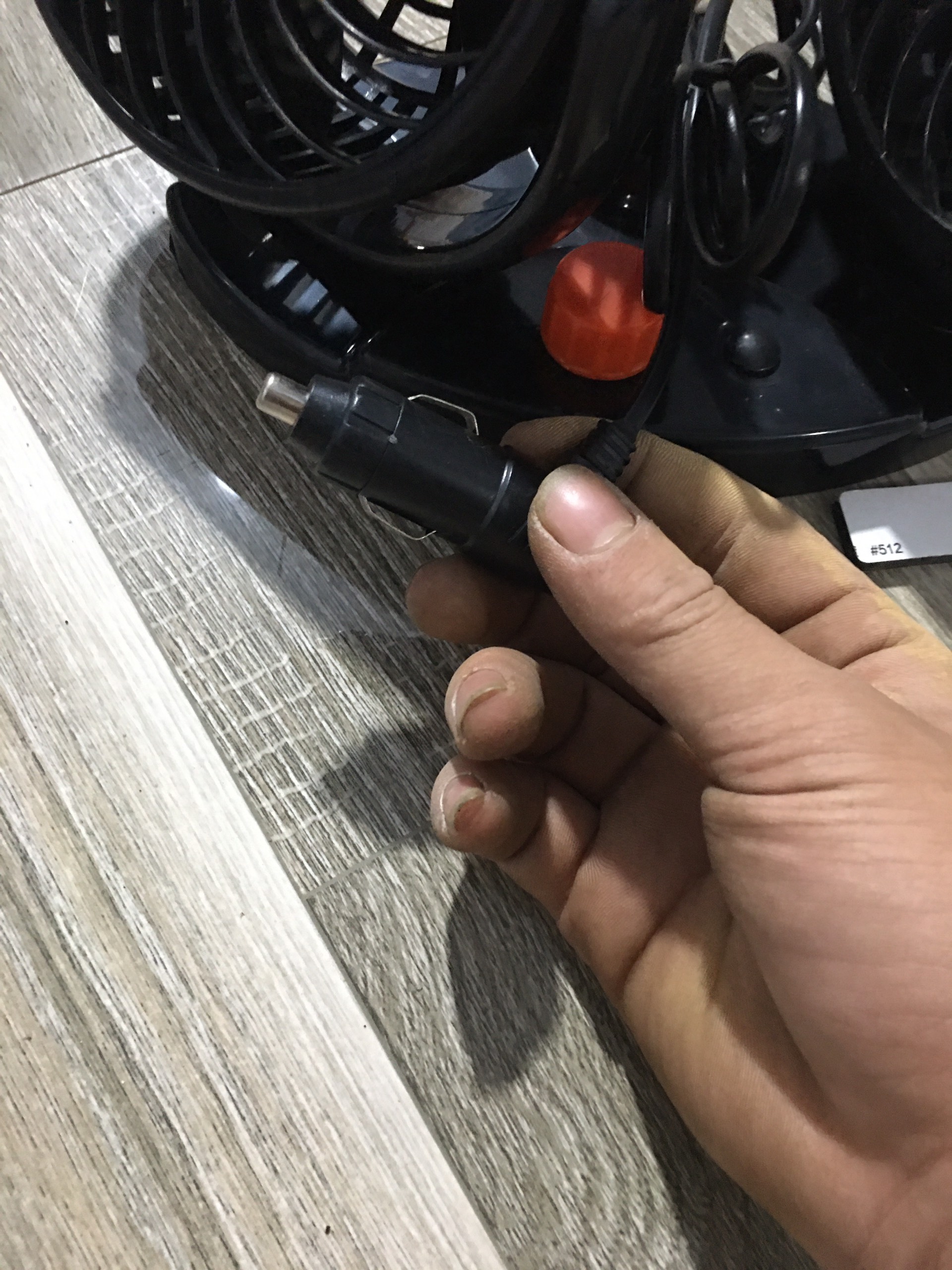 Sản phẩm gia đình làm: Quạt đôi to 24V