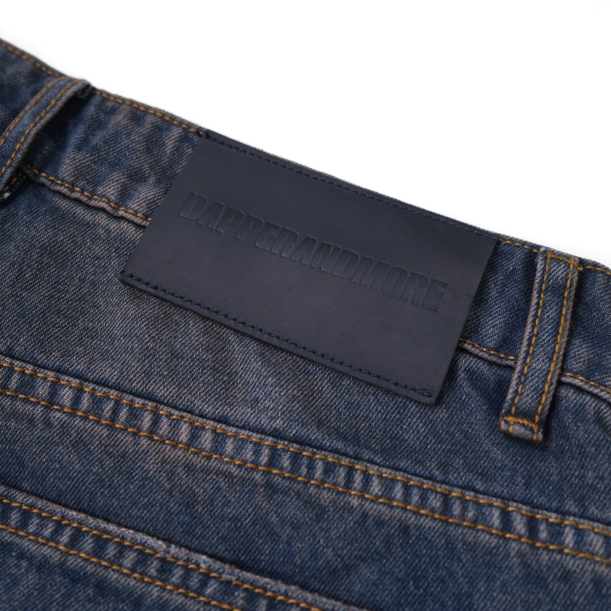 Quần Short Jeans DAPPERANDMORE Washed Denim Form Lửng - Xanh Đậm