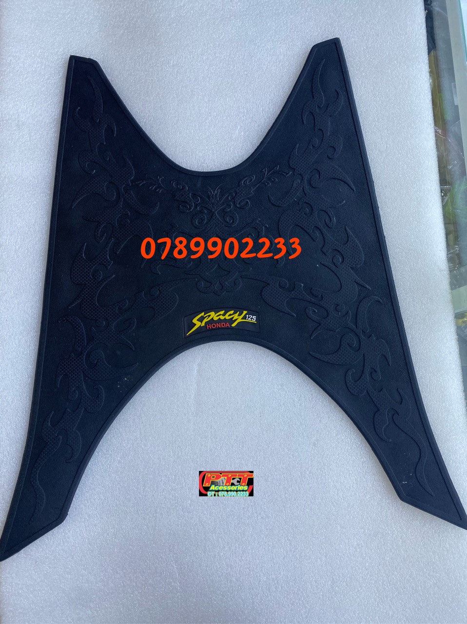 THẢM CAO SU LÓT CHÂN XE SPACY 125