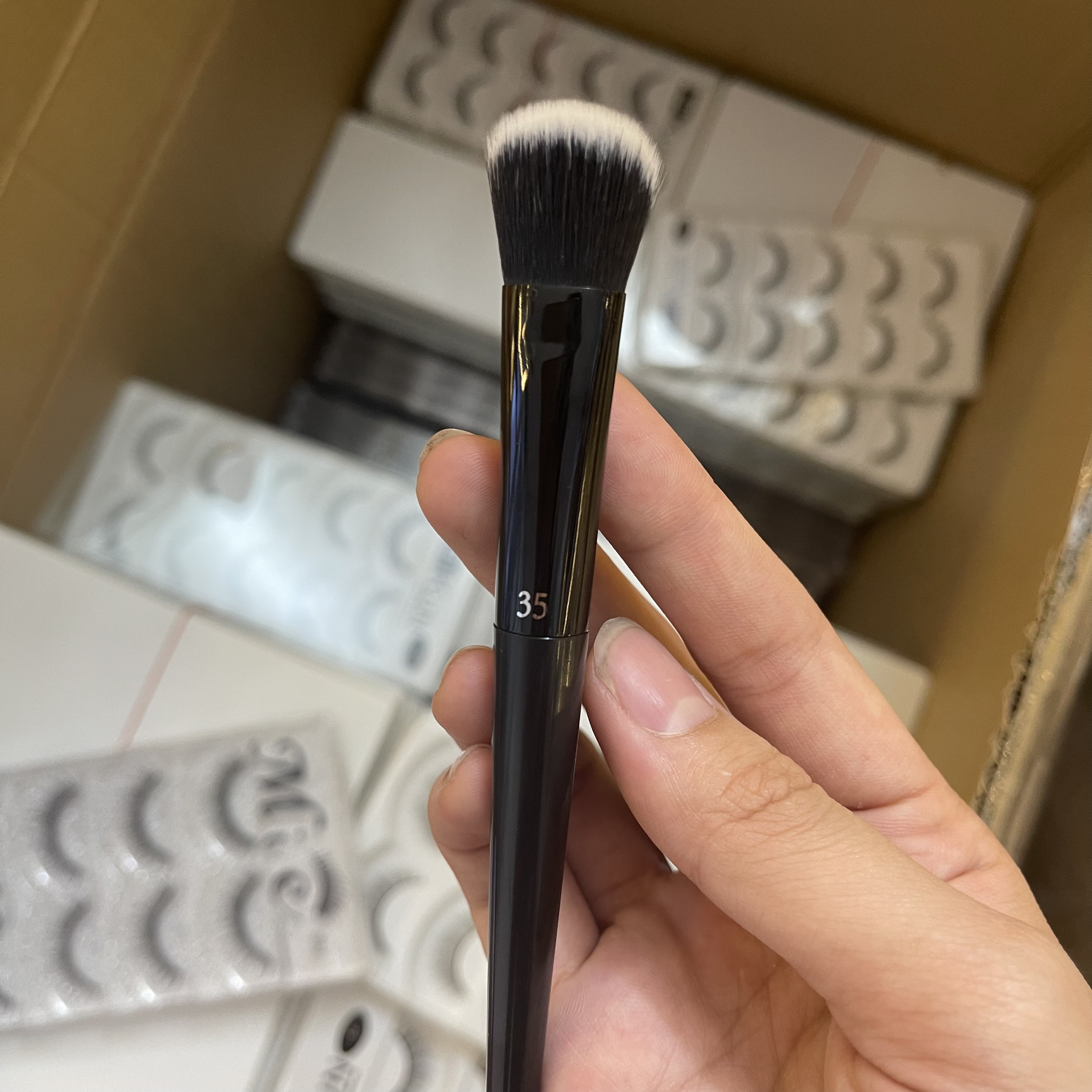Cọ nền Cọ Che Khuyết Điểm KATVON D SỐ 35