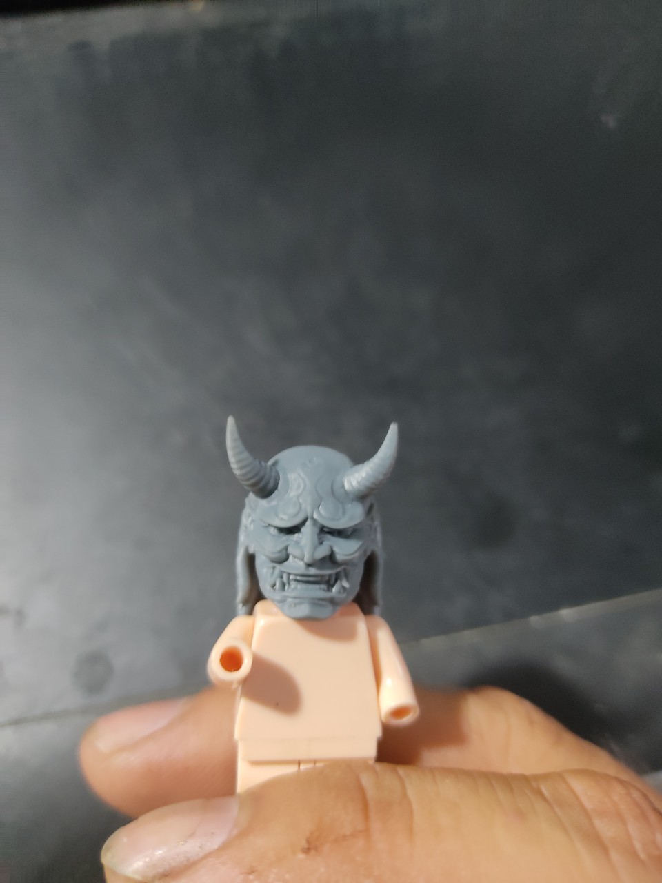 Custom LEGO đầu Oni