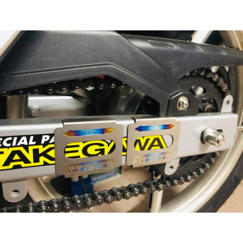 nẹp gắp cho exciter 2010 và exicter 150 nhé anh em