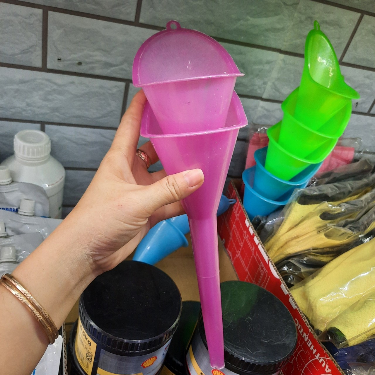 Quặng rót nhớt, chiếc dung dịch dạng lỏng