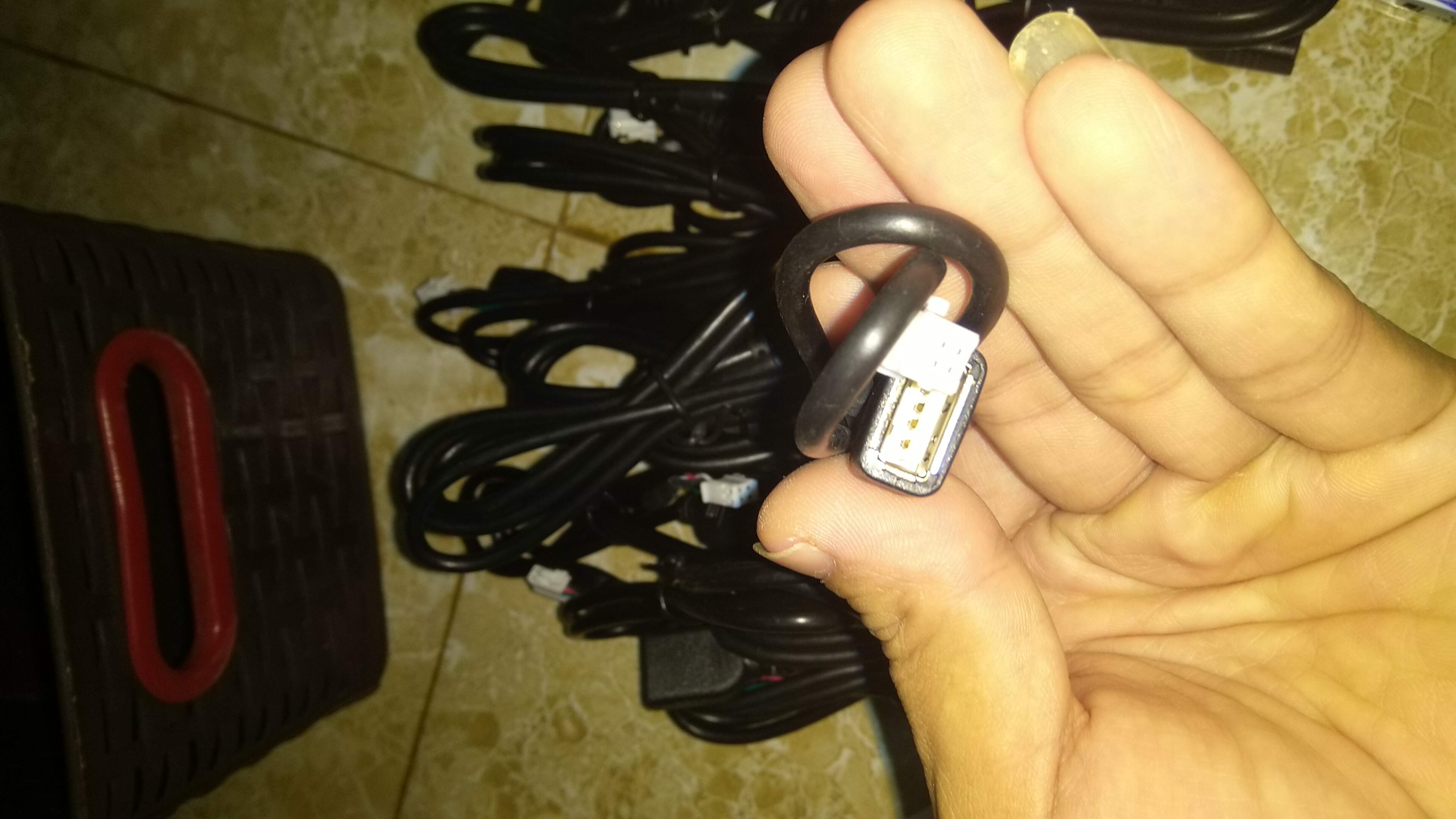 Dây USB 6P dành cho màn android ô tô