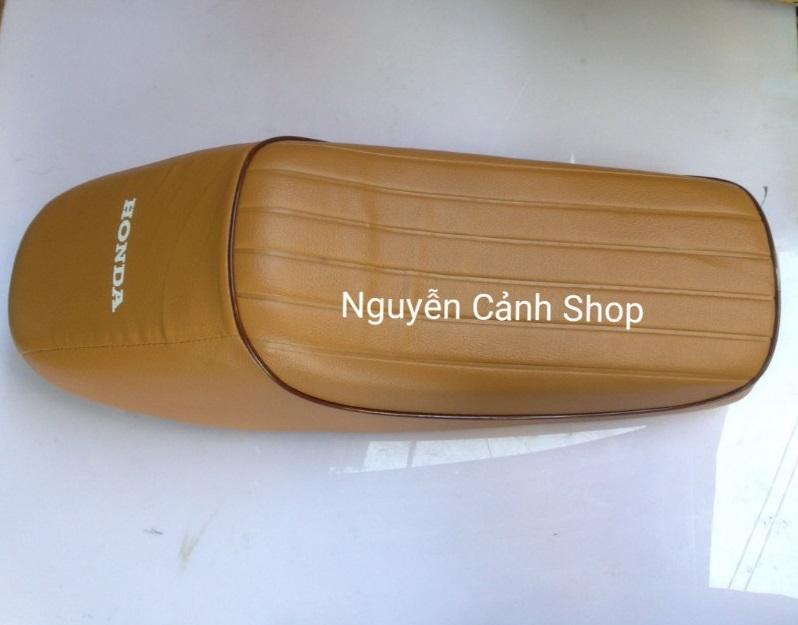 yên xe 67 độ màu vàng