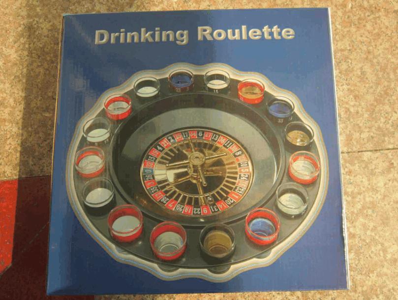 - Vòng quay trò chơi roulette bên