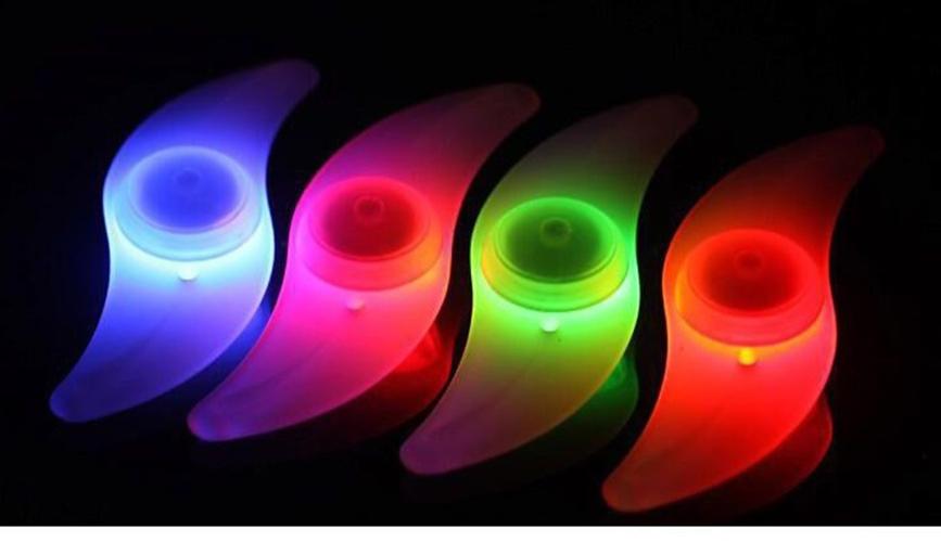 Đèn Led Gắn Bánh Xe Đạp Hình Cánh Quạt 3 Chế Độ Sáng Chống Nước