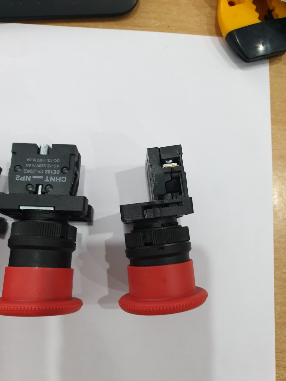 Nút dừng khẩn Chint NP2-ES542 (hàng chính hãng)