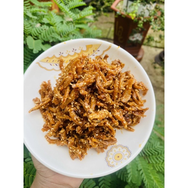 Cá cơm rim chua ngọt, đặc sản Phú Yên