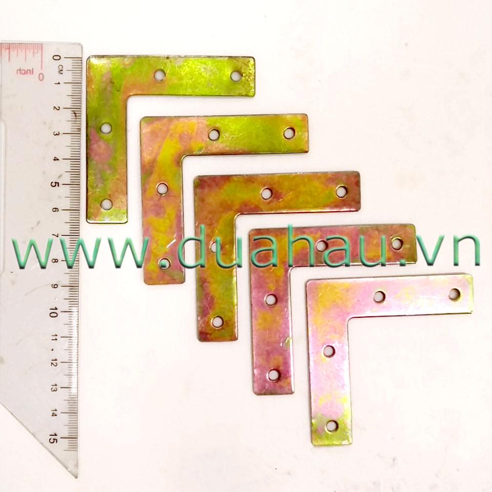 [HCM]Ke vuông 4 lỗ 1 ký - 6.5cm