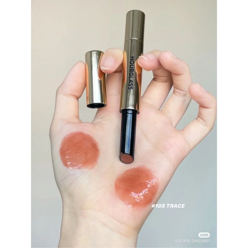 HOURGLASS - Son thỏi Volumizing Glossy Balm