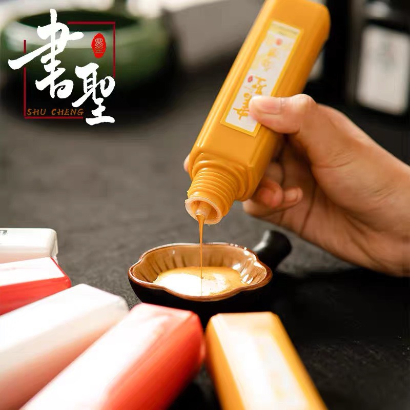 Mực nước thư pháp màu đỏ