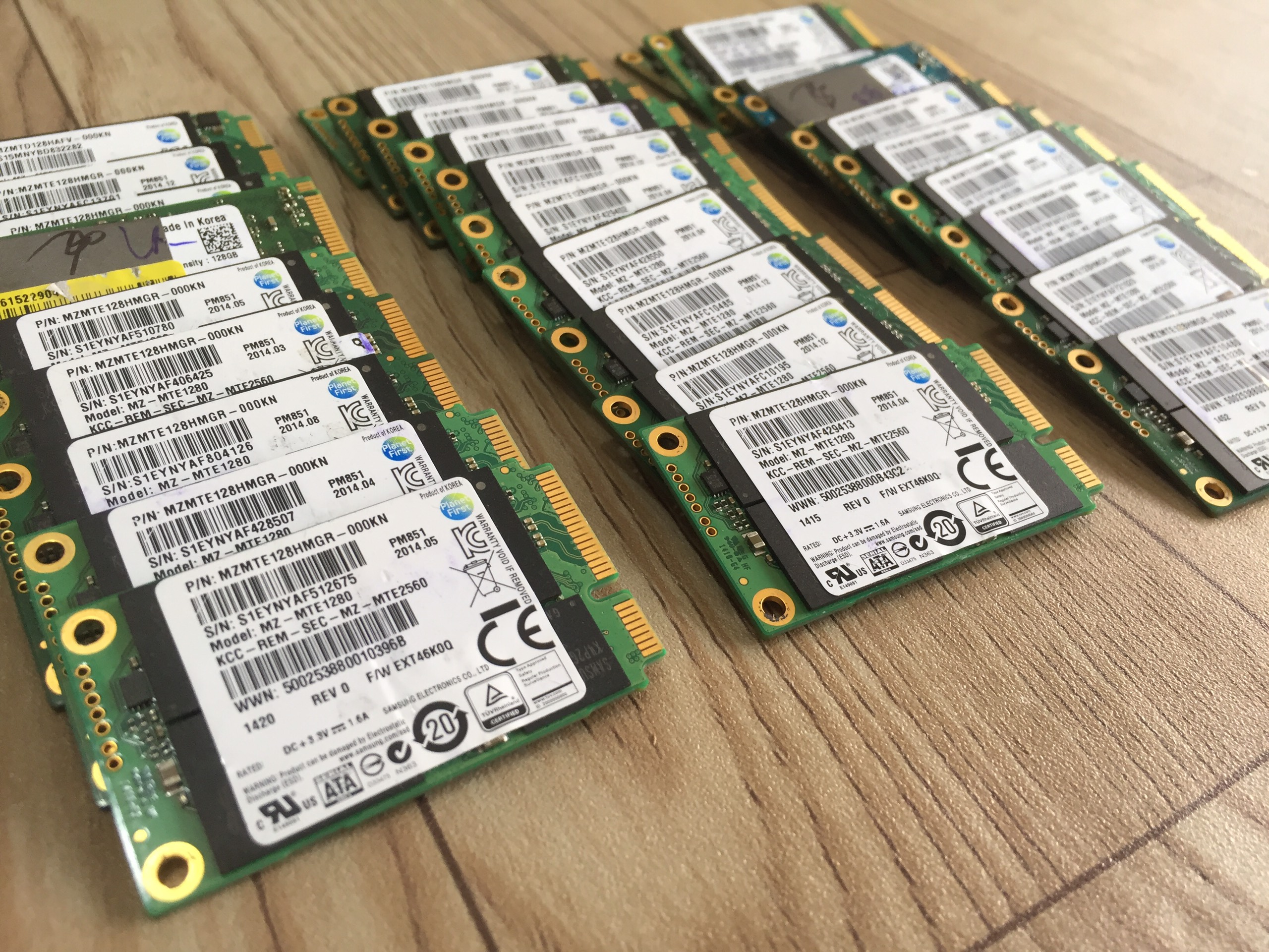 [HCM]ssd Msata Samsung 128G hàng zin theo máy