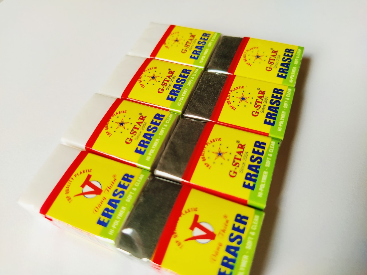 Gôm GTAR 207- Trắng + Đen (Combo 10 viên 2 màu)