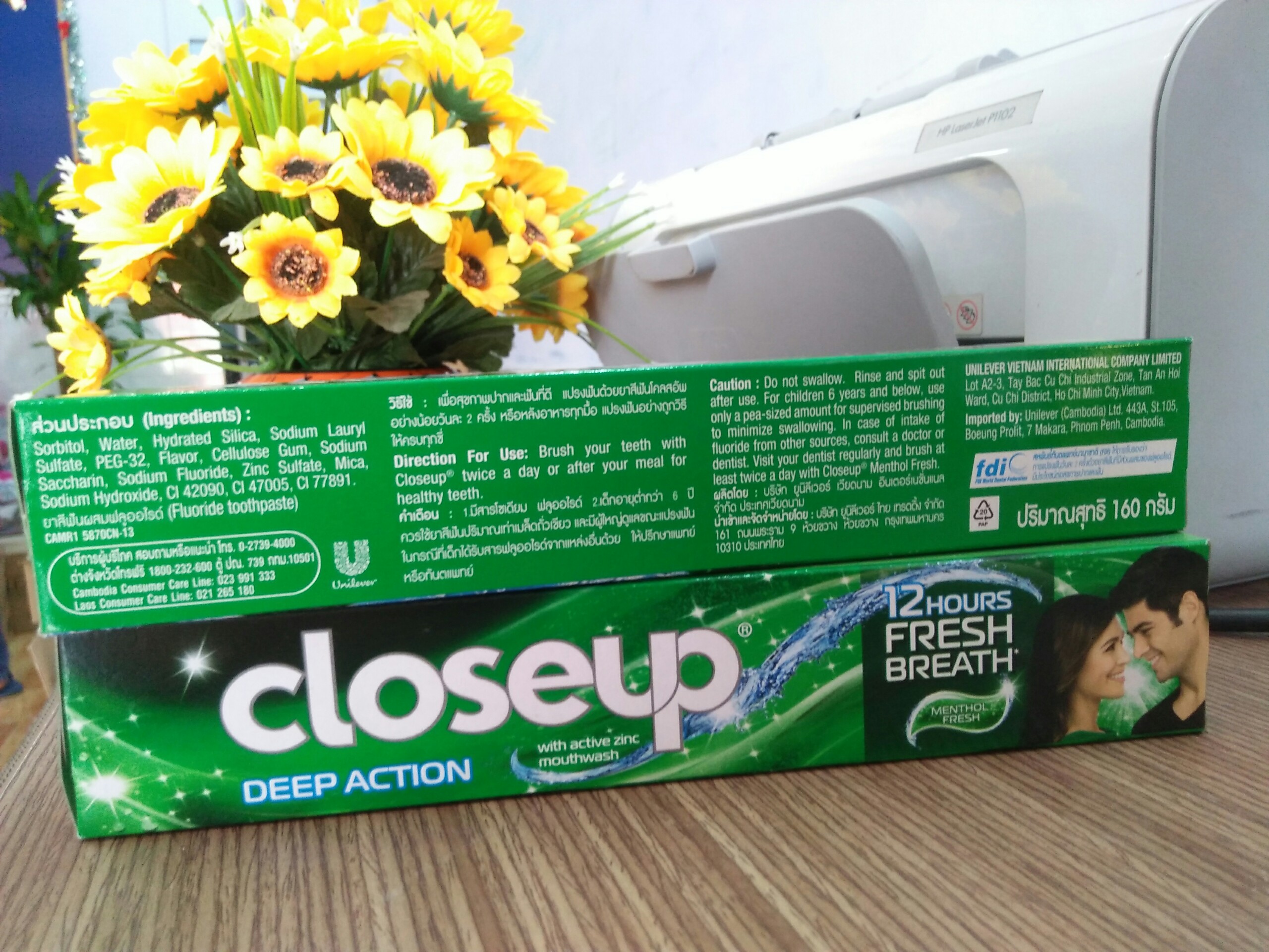2 Hộp kem đánh răng Close up Thái 160g