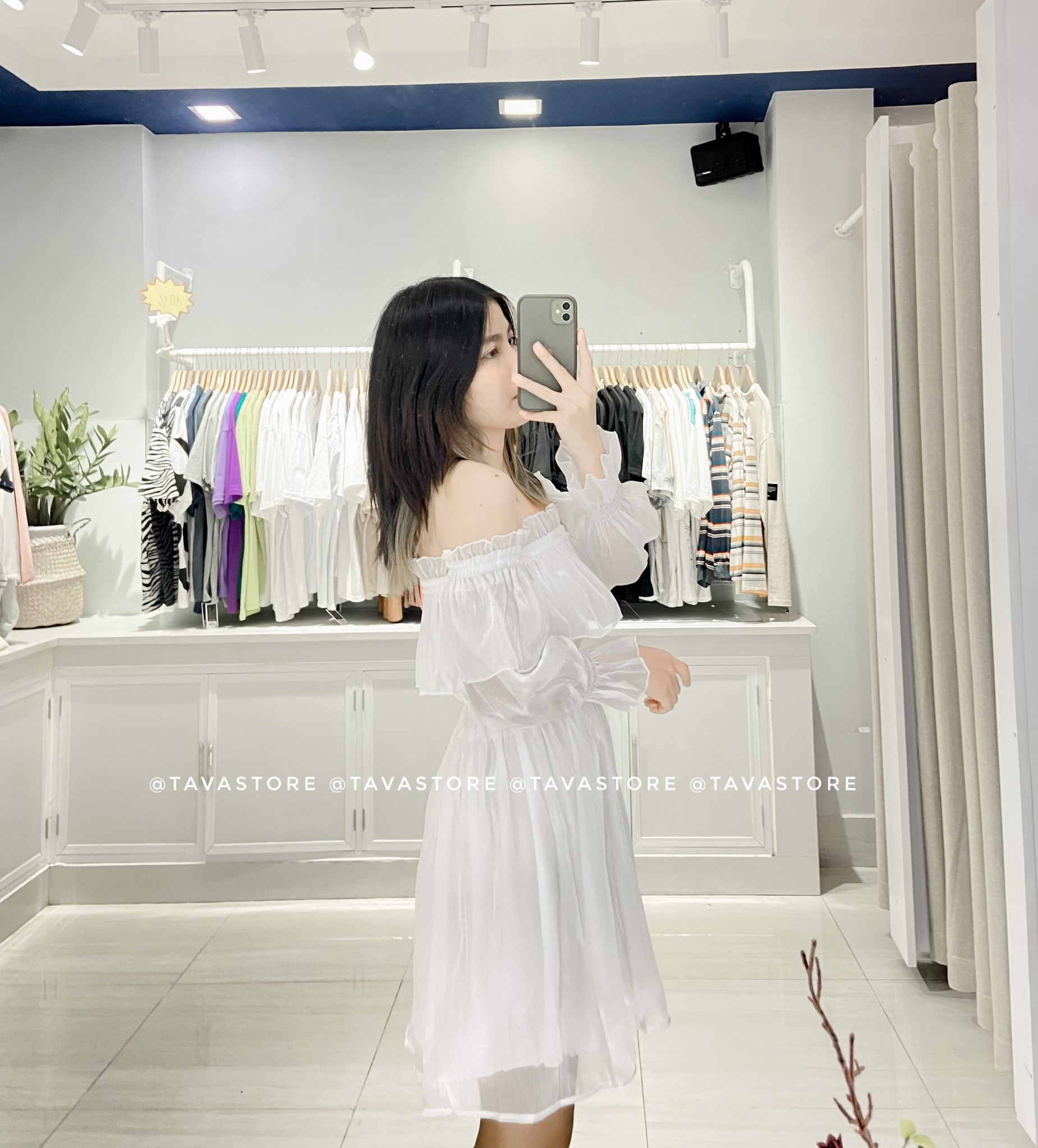Đầm bẹt vai trắng