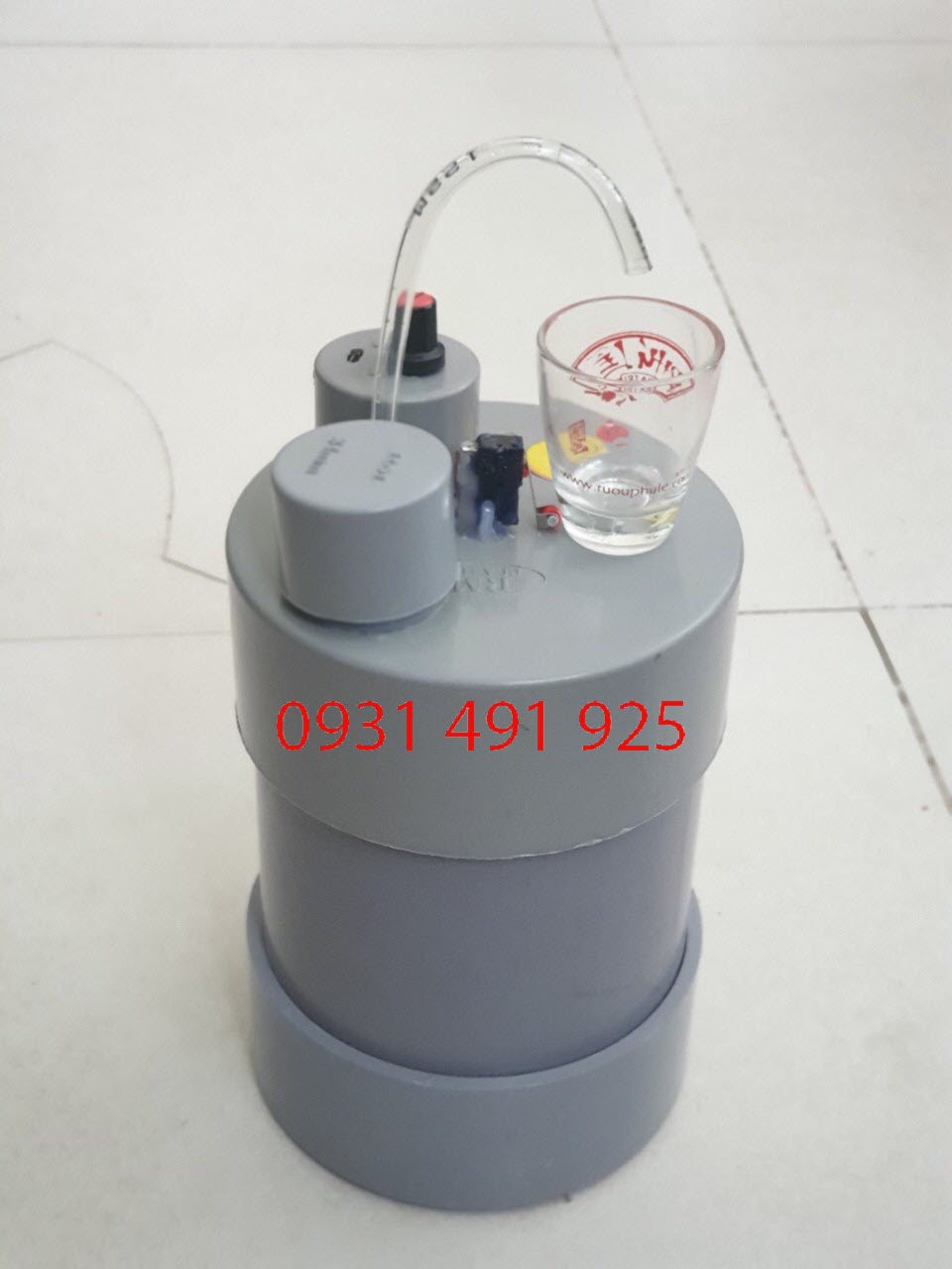 Bình rót ruou tự động thông minh