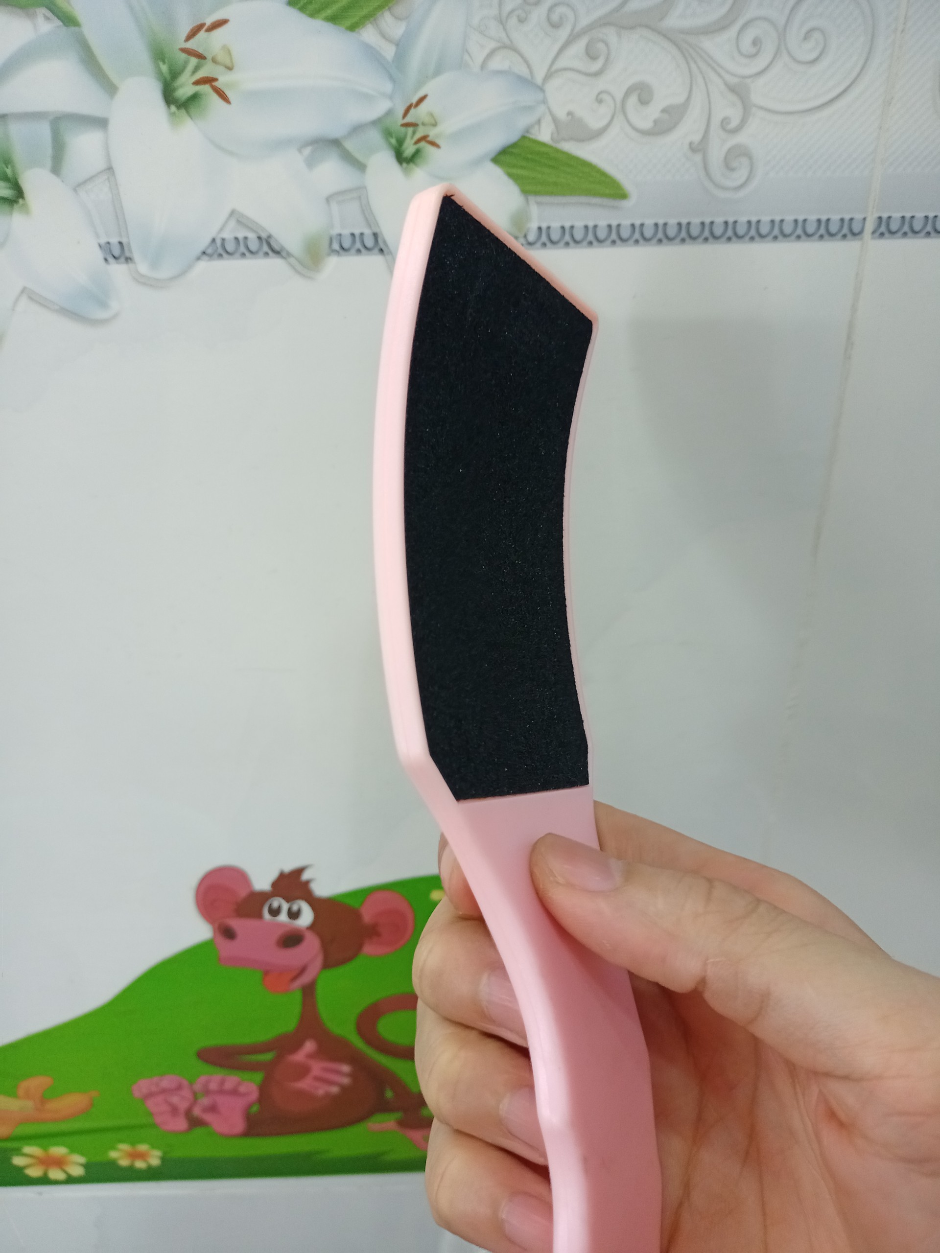 [HCM]Dụng cụ chà gót chân bằng nhựa