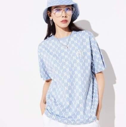 Áo thun chữ unisex