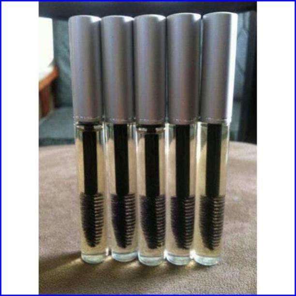 Chuốt mi dầu dừa 1 chiếc chuẩn xịn thơm .