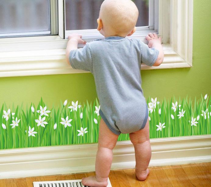Decal trang trí chân tường cỏ xanh Hoa trắng-K19