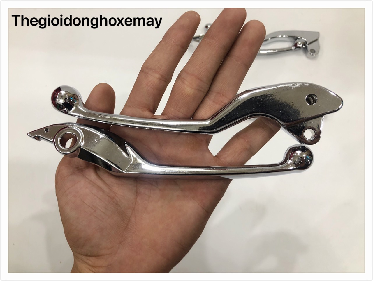 Tay Thắng SYS Xi Vario, Winner, Ex150