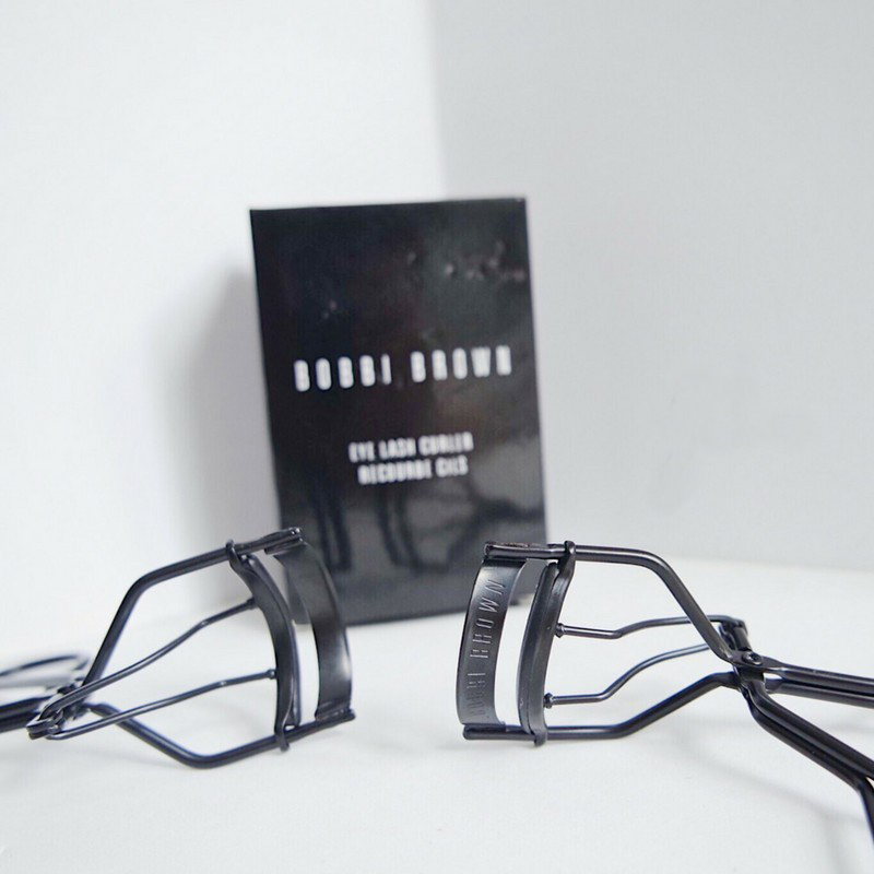 [HCM]Bấm Mi Bobbi Brown
