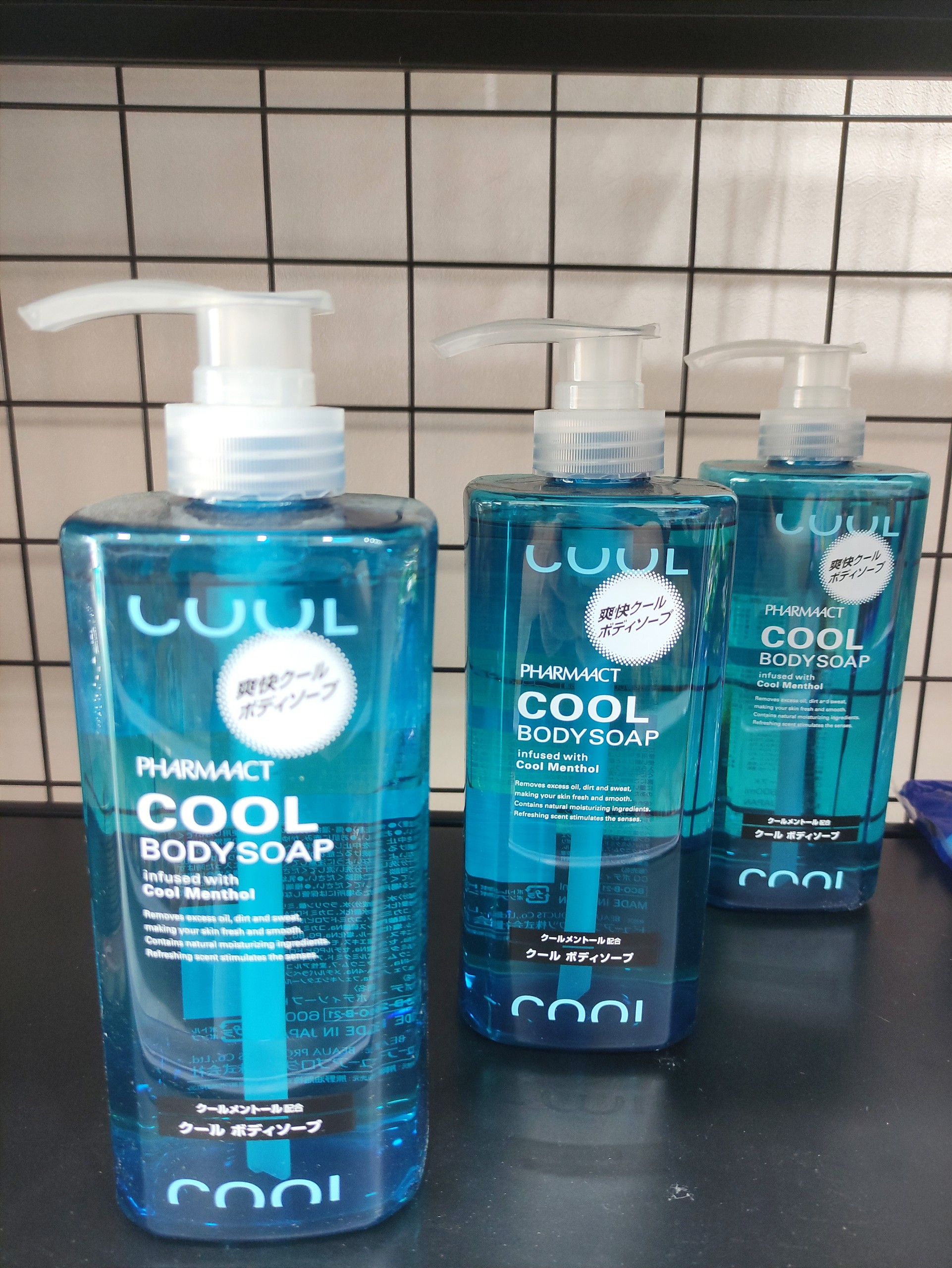 Sữa tắm Pharmaact Cool bạc hà (Nam)