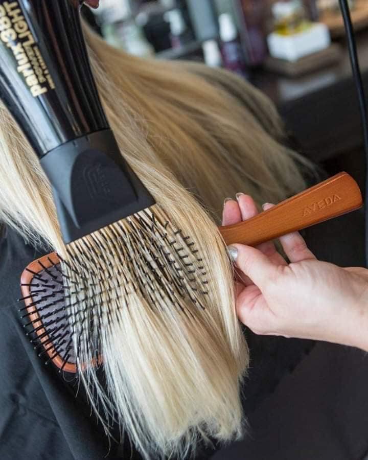 Lược gỡ rối Aveda hair brush size to