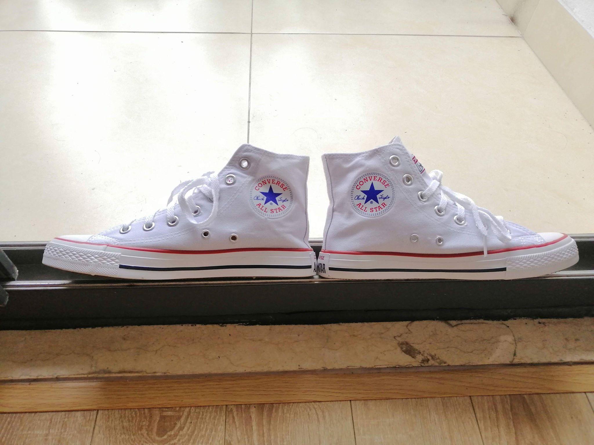 Giày Converse Classic trắng cổ cao