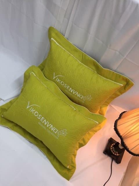 Vỏ gối satin gồm 2 chiếc