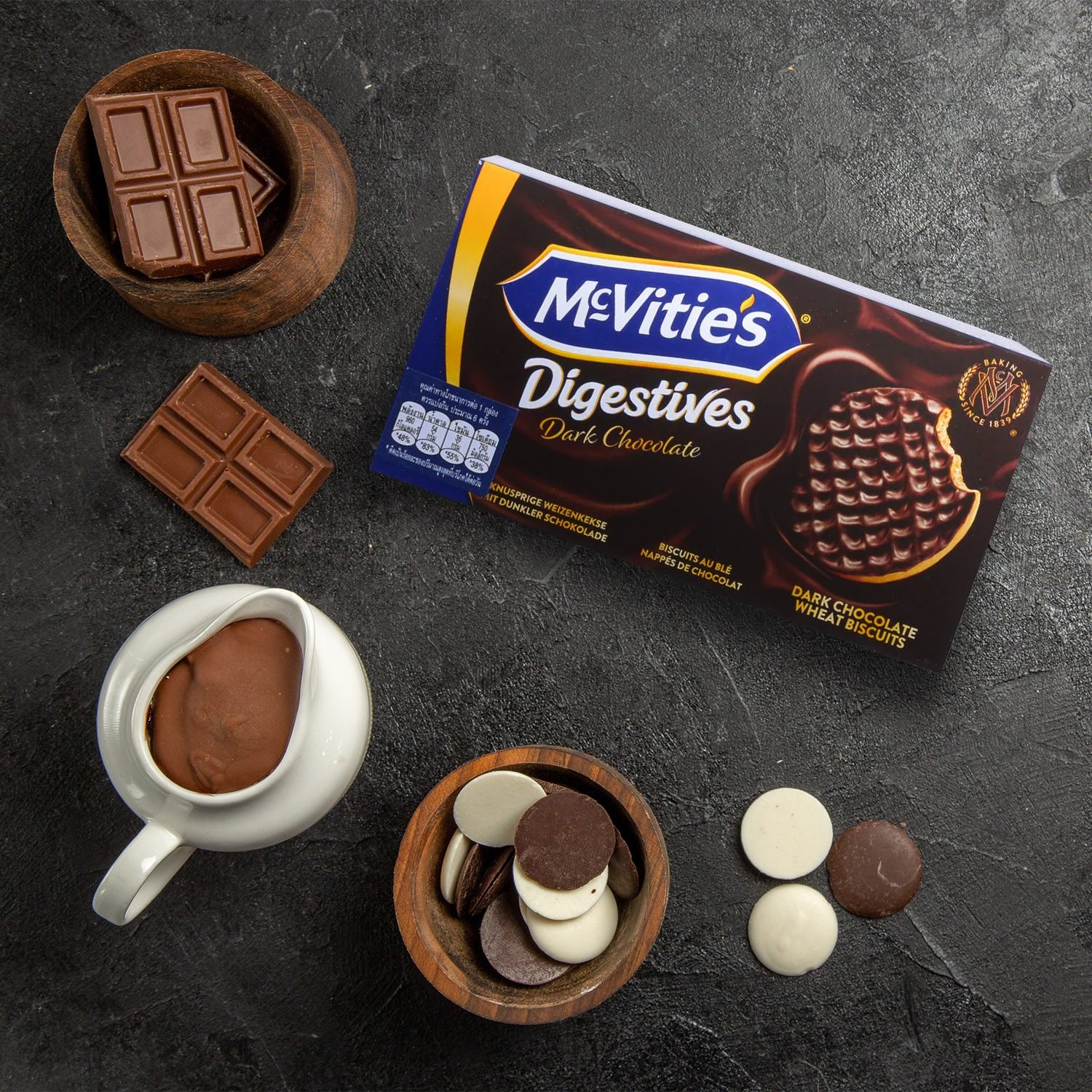 Bánh Quy Lúa Mì Nguyên Cám Socola Đen Mcvitie’S Digestive 200g