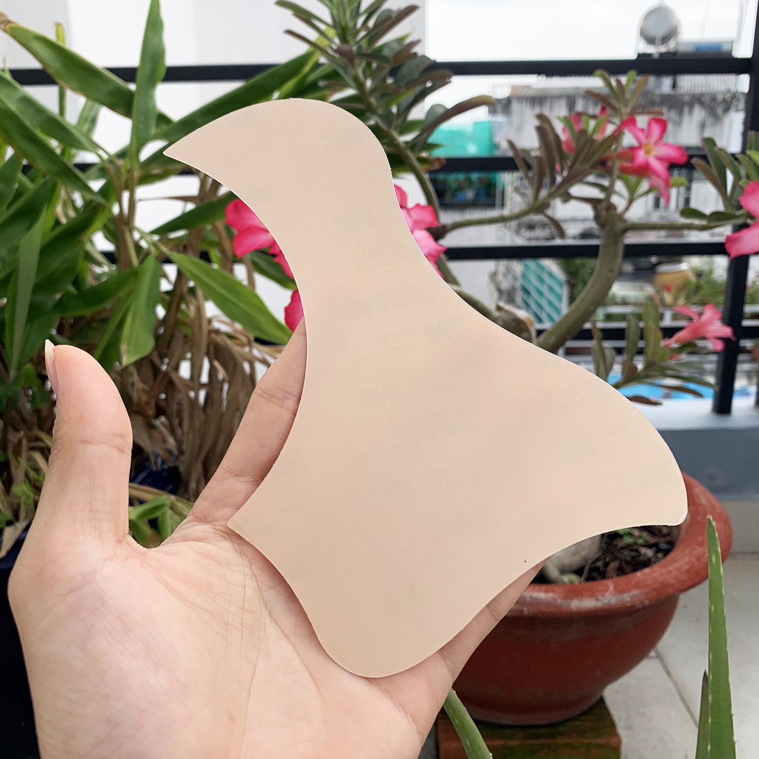 Miếng dán chống xước trong suốt dành cho đàn guitar