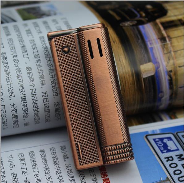Bật Lửa Cối Đá Xăng Phong Cách Cổ Điển (màu ngẫu nhiên)