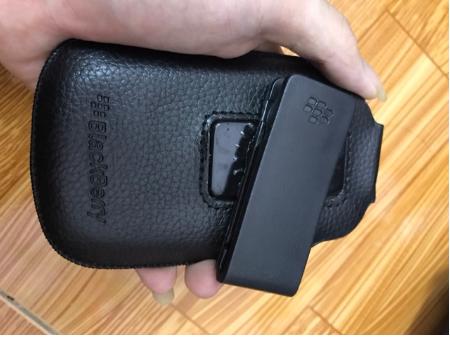 Bao da đeo hông cho Blackberry 97xx